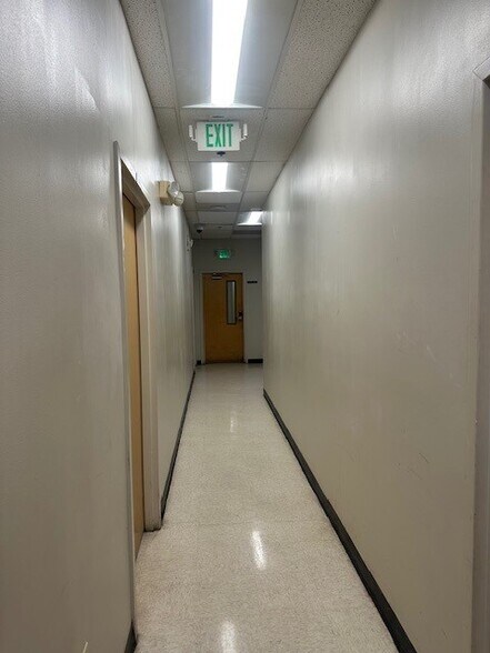 More Photos Of 301-319 N Gay St, Baltimore Office For Sale