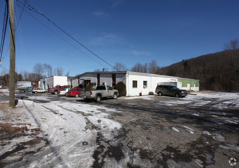 Primary Photo Of 50 Thomaston Rd, Litchfield Warehouse For Lease