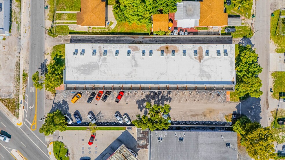 More Photos Of 1620-1648 NE 148th St, Miami Freestanding For Sale