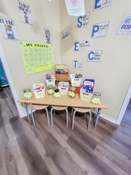 More Photos Of 710 W Broadway St, Collinsville Daycare Center For Sale