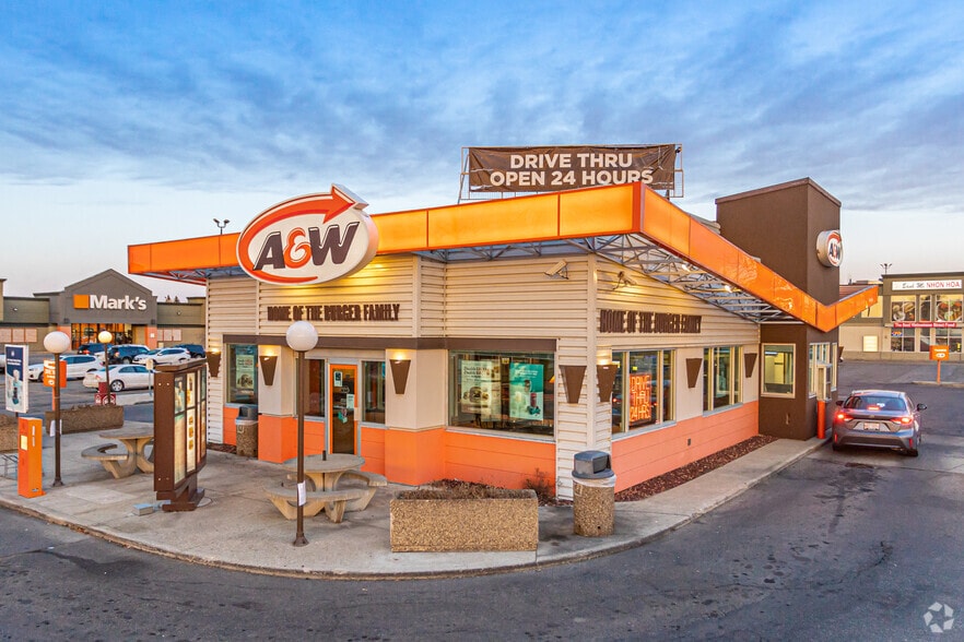 More Photos Of , Edmonton General Retail For Sale
