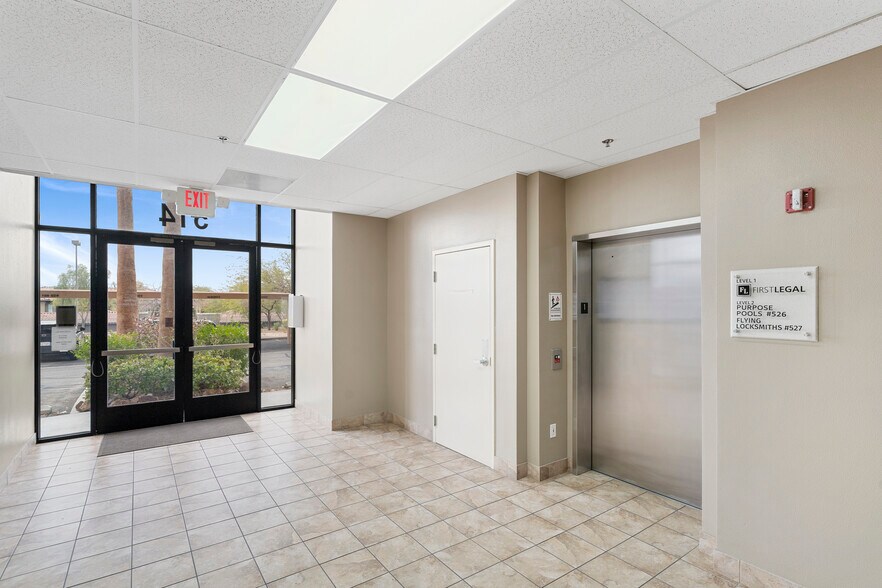 More Photos Of 2920 N Green Valley Pky, Henderson Office For Sale