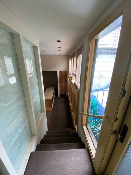 More Photos Of 1933 Union St, San Francisco Office For Sale