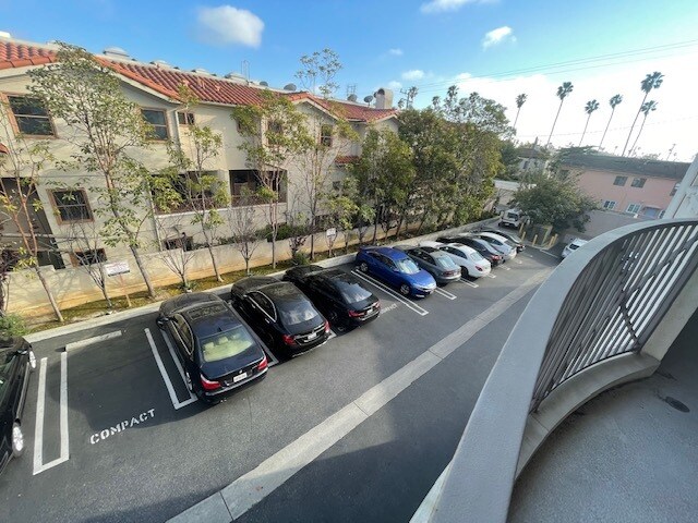 More Photos Of 1230 Montana Ave, Santa Monica Storefront Retail Office For Lease