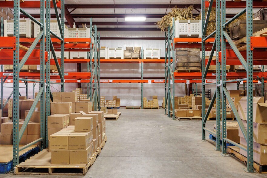 More Photos Of 63 Talona Spur Rd, Ellijay Freestanding For Sale