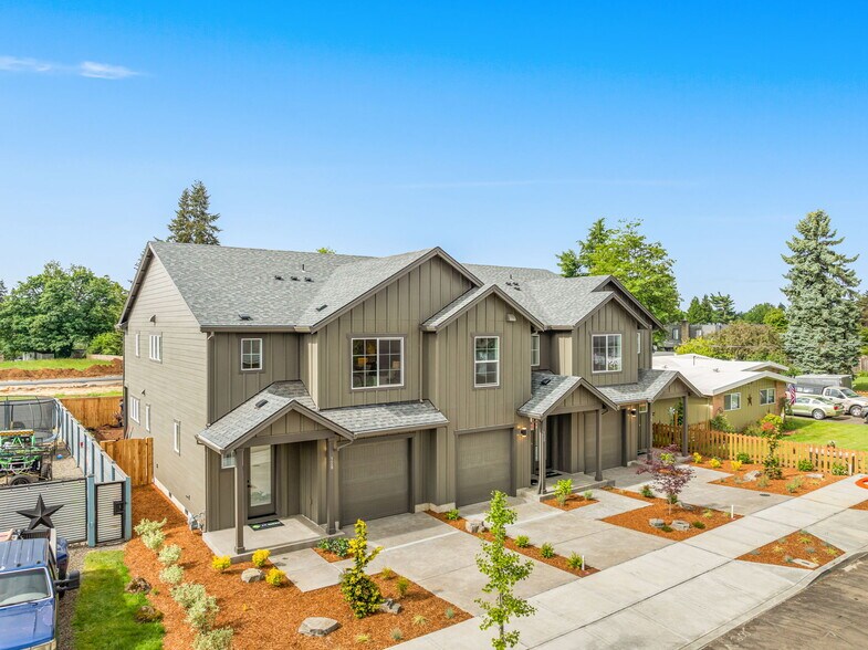 More Photos Of , Oregon City Specialty For Sale