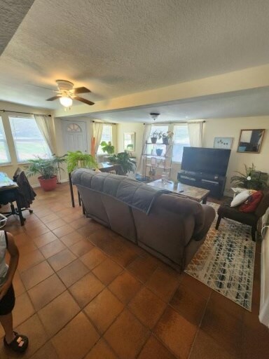 More Photos Of 2848 E Irlo Bronson Memorial Hwy, Kissimmee Storefront Retail Office For Sale