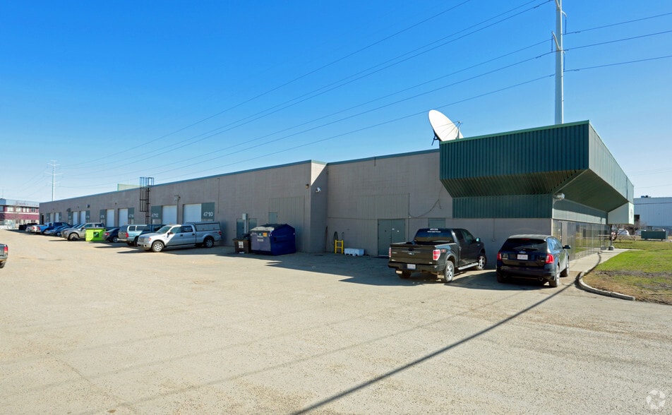 More Photos Of 4710 97th St NW, Edmonton Light Distribution For Lease