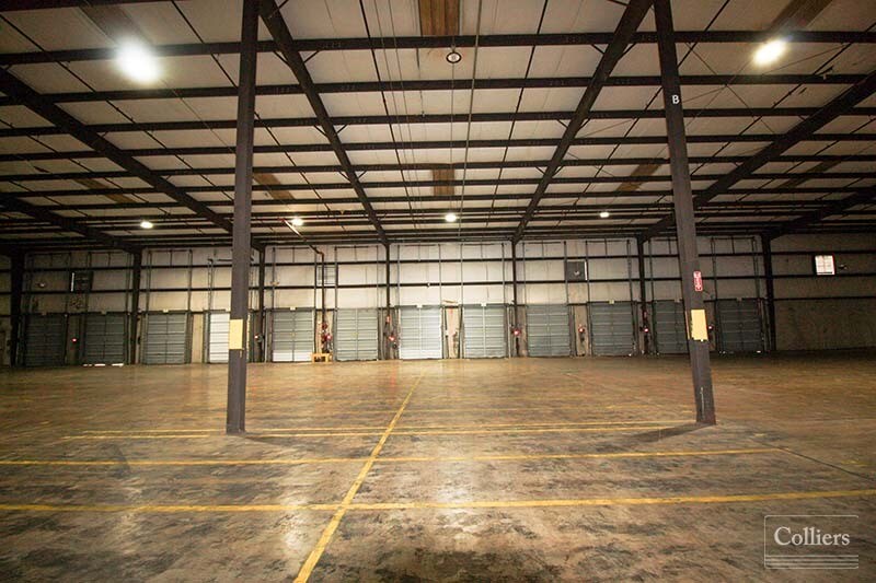 More Photos Of 10795 Ridgeway Industrial Dr, Olive Branch Warehouse For Lease