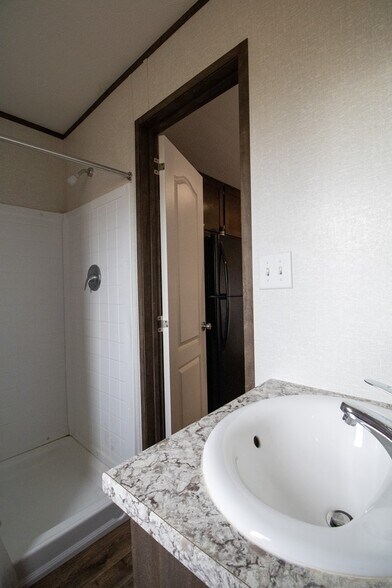 More Photos Of 7007 Farm to Market 846, Knott Office For Sale