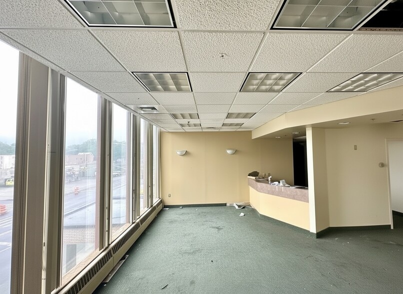 More Photos Of 1435 86th St, Brooklyn Medical For Sale