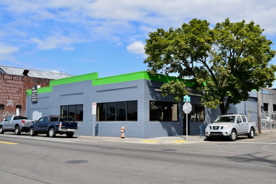 Primary Photo Of 55 SE Main St, Portland Warehouse For Lease