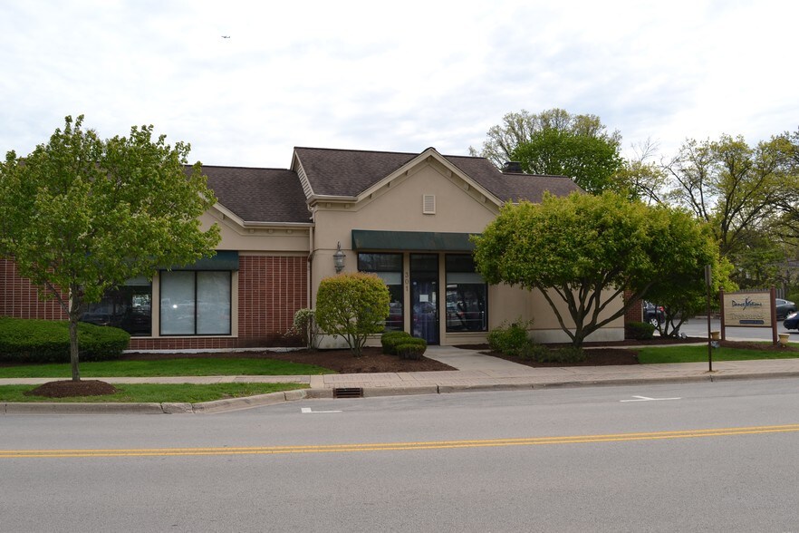 More Photos Of 301 W Railroad Ave, Bartlett General Retail For Sale