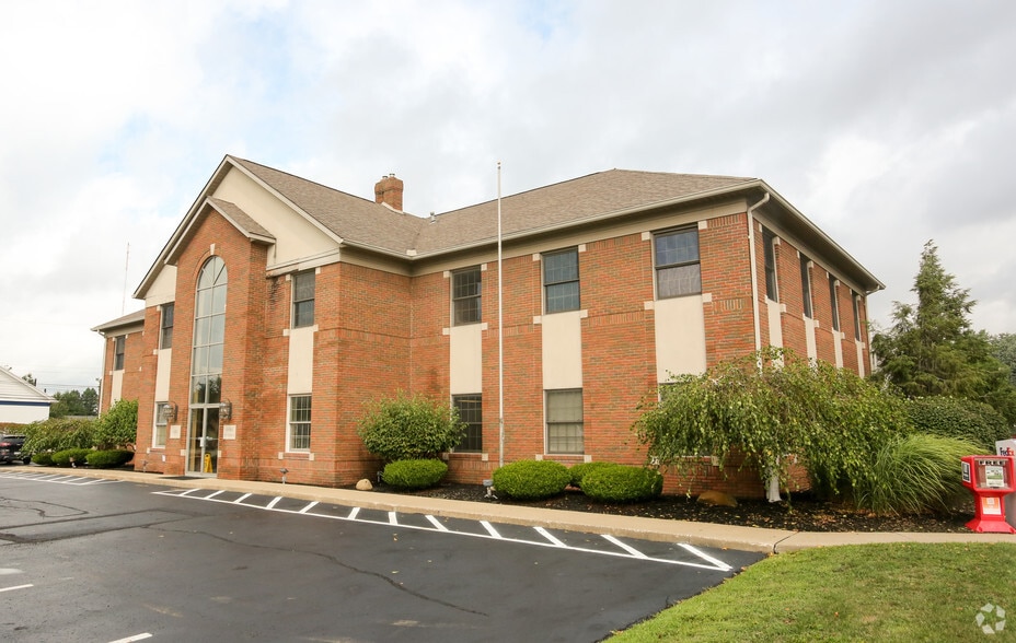 Primary Photo Of 4463 Hills and Dales Rd NW, Canton Medical For Sale