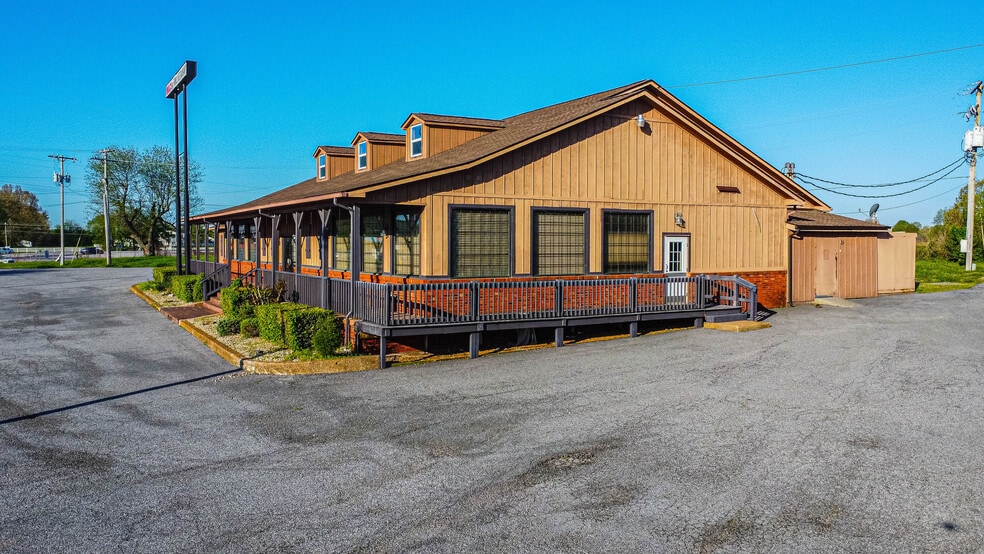 More Photos Of 7052 Benton Rd, Paducah Restaurant For Sale