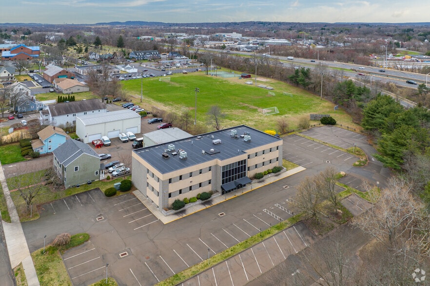 More Photos Of 23 Maiden Ln, North Haven Apartments For Lease