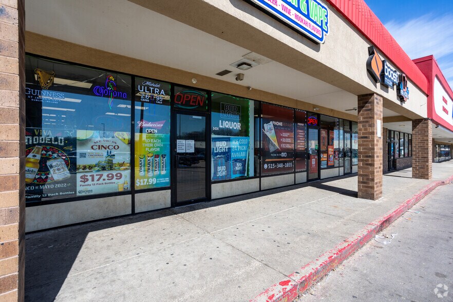 More Photos Of 3420 Martin Luther King Jr Pky, Des Moines Unknown For Lease