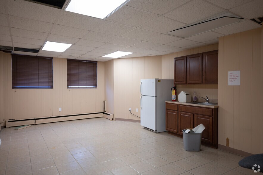 More Photos Of 130 S Easton Rd, Glenside Office Residential For Sale