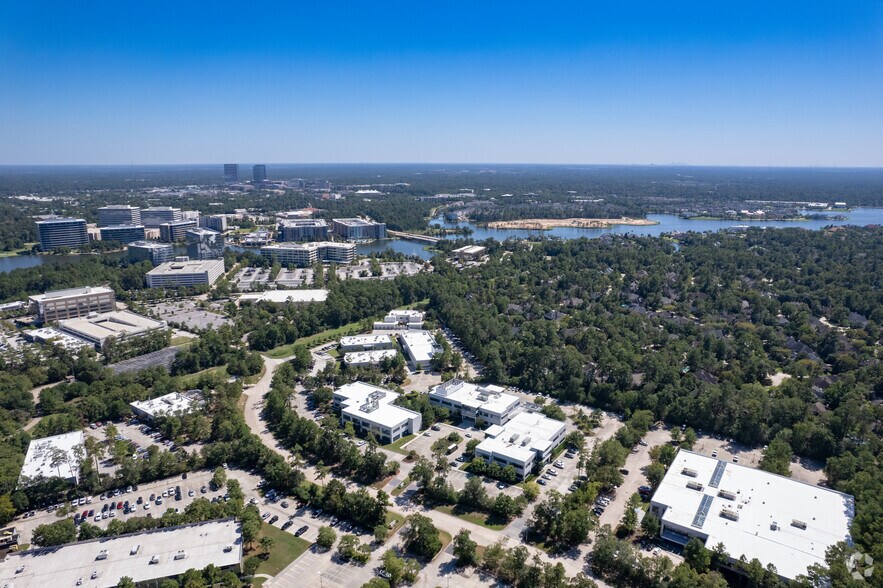 More Photos Of 2750 Technology Forest Blvd, The Woodlands Unknown For Lease