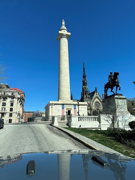 More Photos Of 519-521 N Charles St, Baltimore Office For Sale