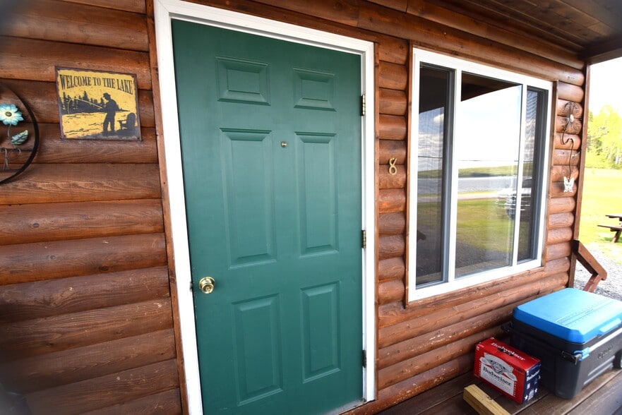 More Photos Of 109 Sinclair Rd, Sinclair Sports And Entertainment For Sale