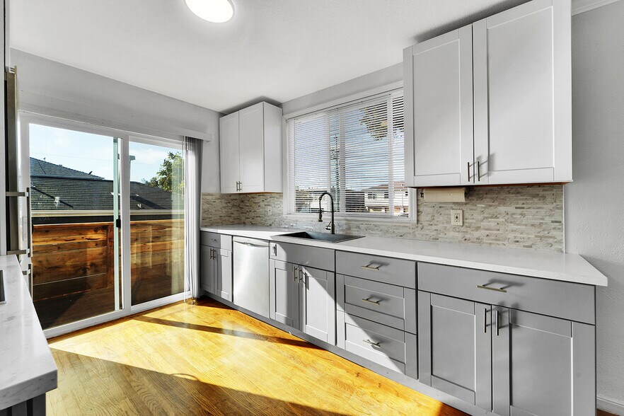 More Photos Of 5030 Barrett Ave, Richmond Apartments For Sale