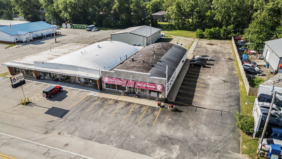 More Photos Of 605 W Baltimore St, Wilmington Storefront For Lease