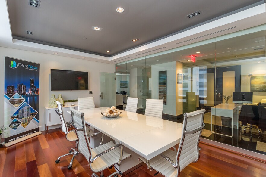 More Photos Of 1000 Brickell Ave, Miami Office For Sale