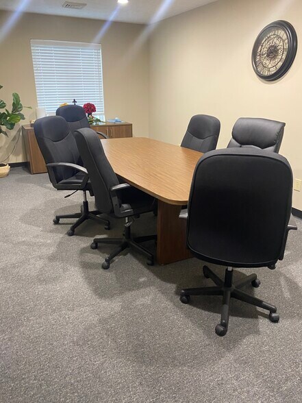 More Photos Of 730 Lenox Ave, Oneida Storefront Retail Office For Sale