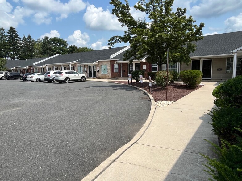More Photos Of 941 Whitehorse Mercerville Rd, Hamilton Office For Sale