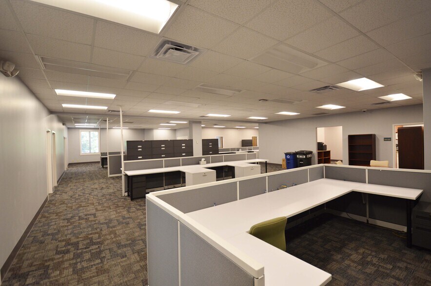 More Photos Of 119 Brookstown Ave, Winston-Salem Office For Lease