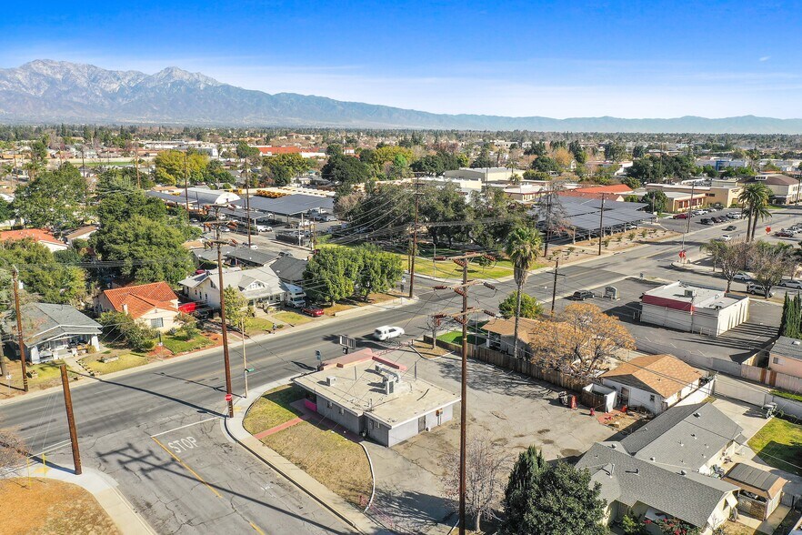 More Photos Of 5065 Riverside Dr, Chino Fast Food For Lease