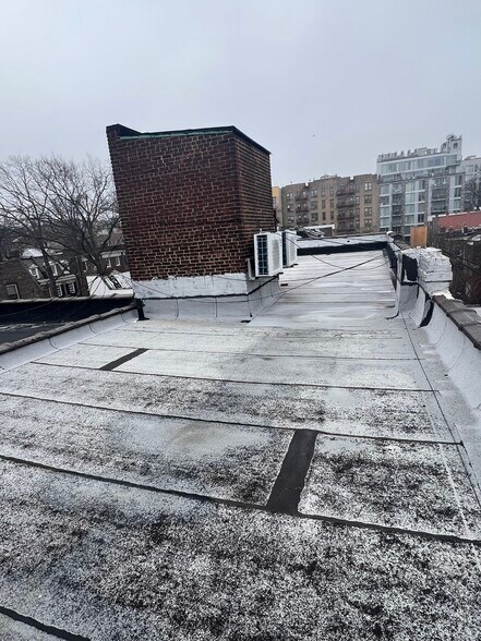 More Photos Of 926 Flatbush Ave, Brooklyn General Retail For Sale