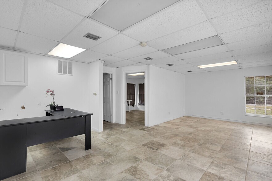 More Photos Of 21423 Overseas Hwy, Cudjoe Key Freestanding For Lease