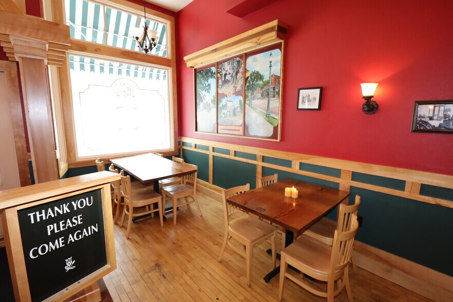 More Photos Of 250 Rittenhouse Ave, Bayfield Restaurant For Sale