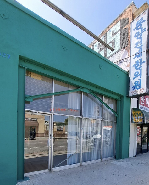 Primary Photo Of 327 S Western Ave, Los Angeles Storefront For Sale