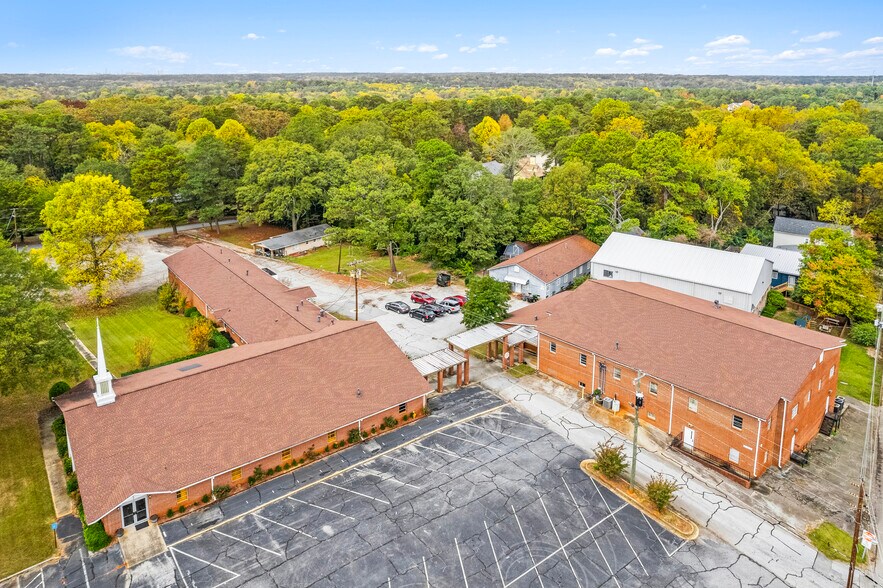 More Photos Of 4528 Rockbridge Rd, Stone Mountain Religious Facility For Sale