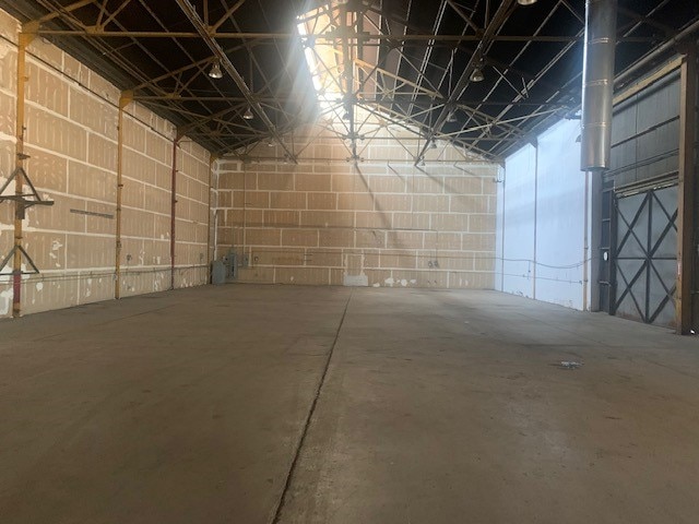More Photos Of 105 Leavesley Rd, Gilroy Industrial For Lease