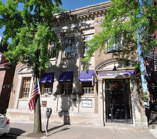 More Photos Of 18 N Main St, Doylestown Office For Lease