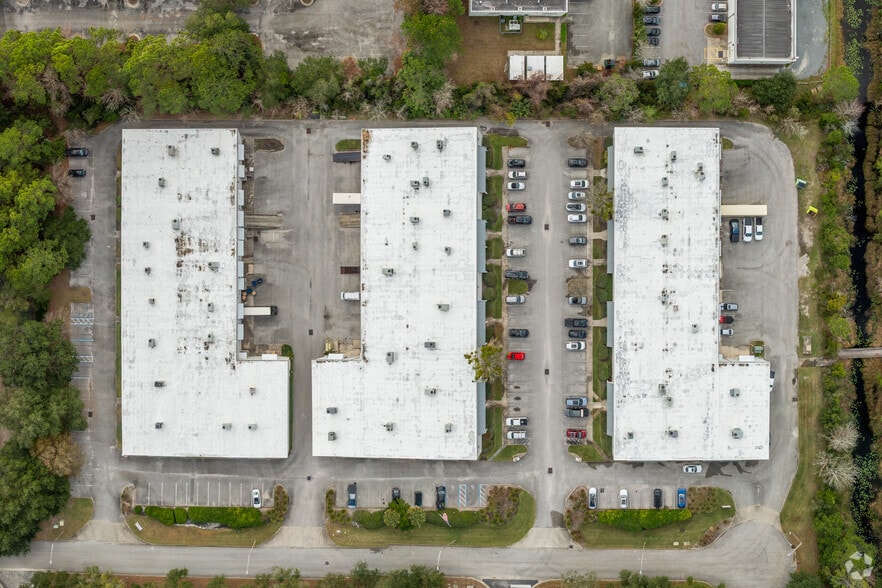 More Photos Of 11762 Marco Beach Dr, Jacksonville Unknown For Lease