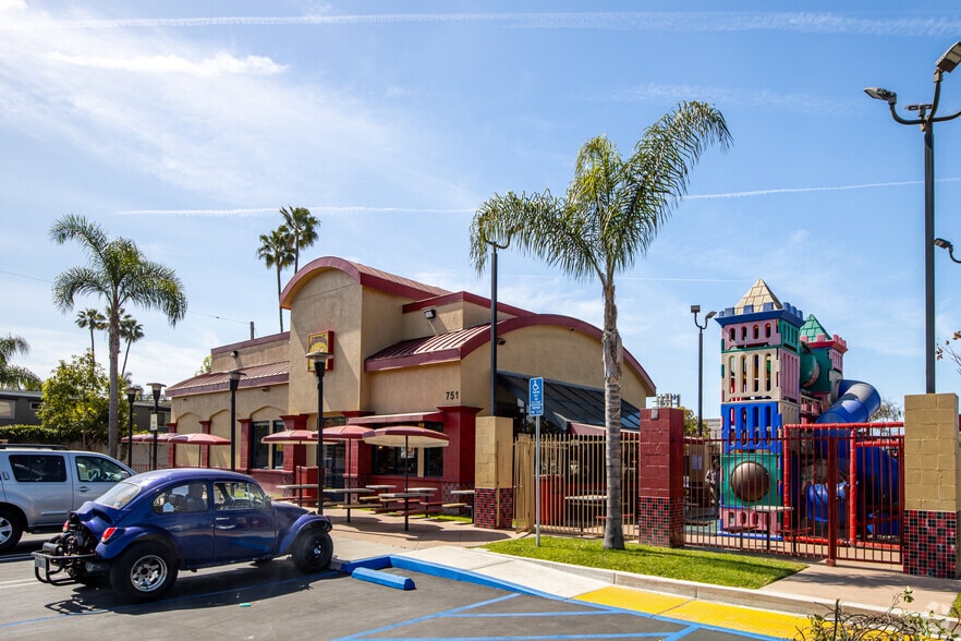 More Photos Of 3600-3770 McFadden Ave, Santa Ana Unknown For Lease