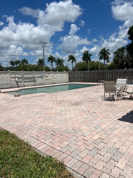 More Photos Of 3310 NW 90th Ave, Coral Springs Multifamily For Sale