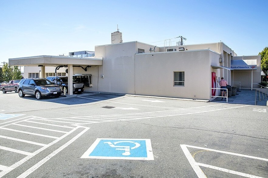 More Photos Of 306 Main St, Edmonds Office For Sale