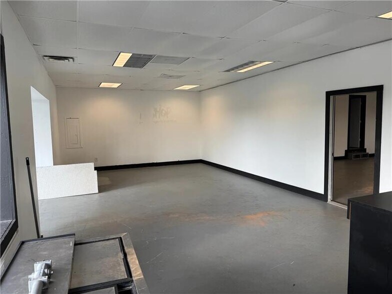 More Photos Of 22252 Us-11, Watertown Freestanding For Sale