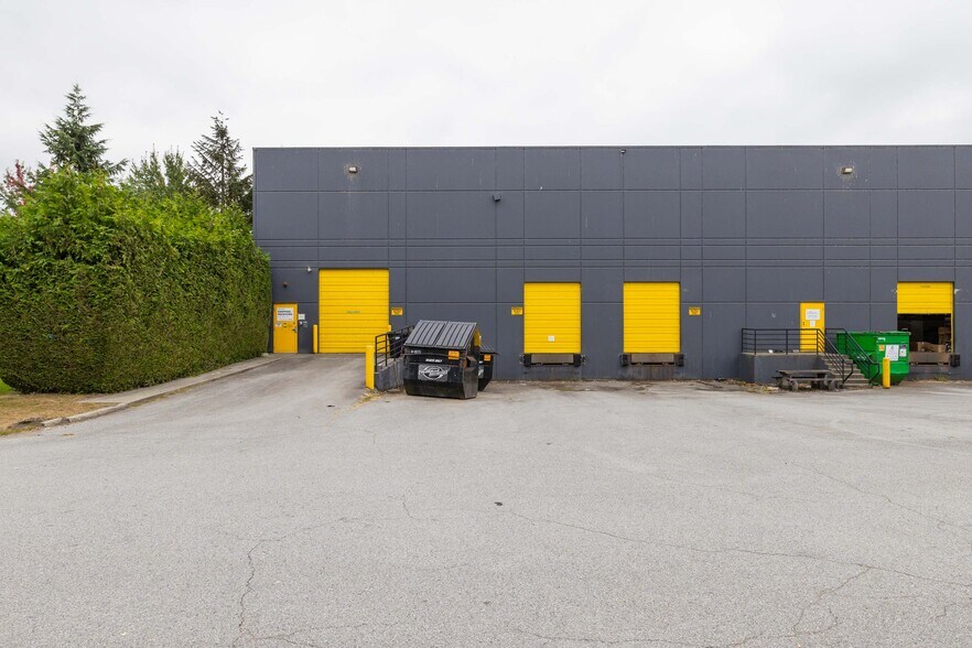More Photos Of 4595 Tillicum St, Burnaby Warehouse For Lease