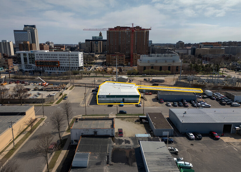 More Photos Of 407 2nd Ave NW, Rochester Flex For Sale