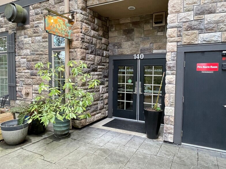 More Photos Of 20510 SW Roy Rogers Rd, Sherwood General Retail For Sale