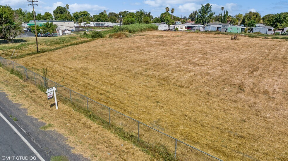More Photos Of 0 Gateway Rd, Bethel Island Land For Sale