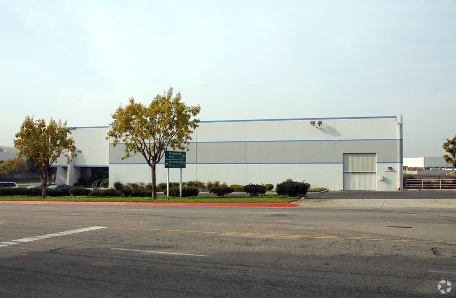More Photos Of 2525 S Workman Mill Rd, City Of Industry Distribution For Lease