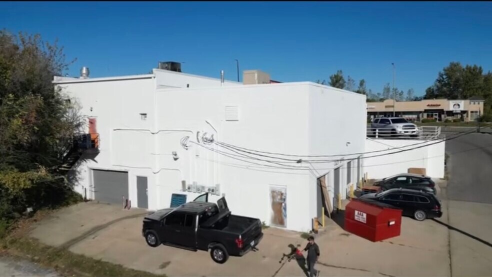 More Photos Of 17003 E US Highway 24, Independence General Retail For Sale